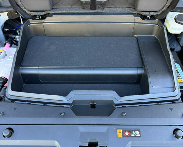 Серый Киа EV6, объемом двигателя 0 л и пробегом 3 тыс. км за 32999 $, фото 7 на Automoto.ua