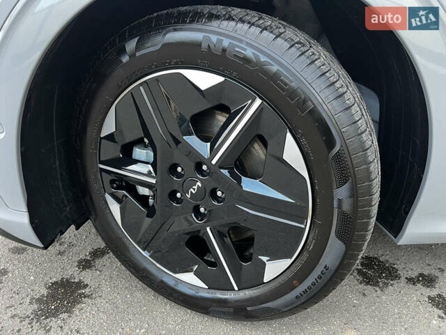 Серый Киа EV6, объемом двигателя 0 л и пробегом 1 тыс. км за 36900 $, фото 42 на Automoto.ua
