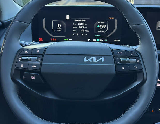 Серый Киа EV6, объемом двигателя 0 л и пробегом 3 тыс. км за 32999 $, фото 22 на Automoto.ua