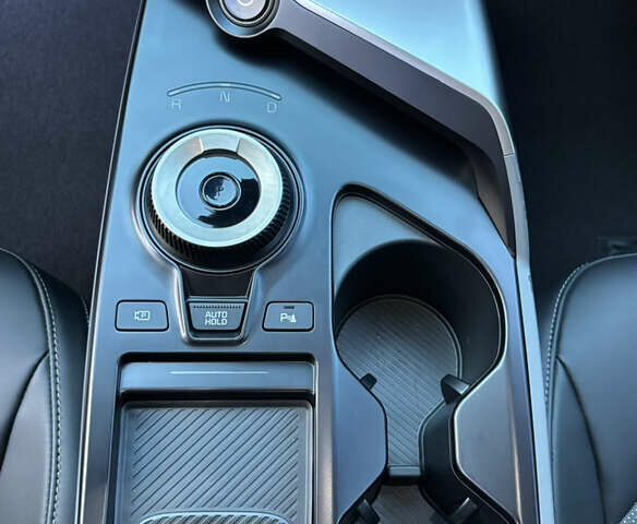 Серый Киа EV6, объемом двигателя 0 л и пробегом 3 тыс. км за 32999 $, фото 26 на Automoto.ua