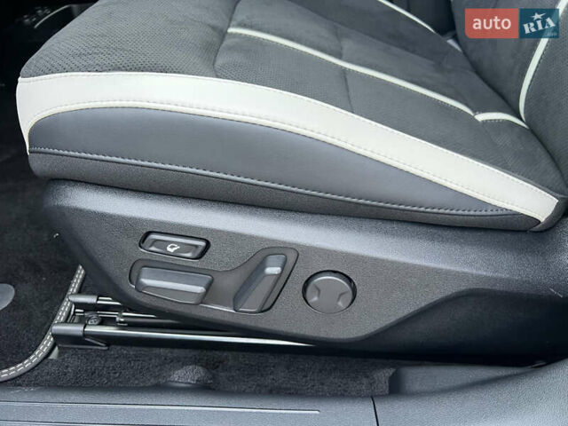 Серый Киа EV6, объемом двигателя 0 л и пробегом 1 тыс. км за 36900 $, фото 12 на Automoto.ua