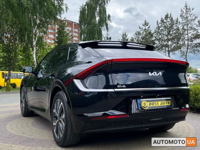 Синий Киа EV6, объемом двигателя 77 л и пробегом 62 тыс. км за 35600 $, фото 4 на Automoto.ua