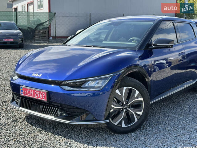 Синий Киа EV6, объемом двигателя 0 л и пробегом 95 тыс. км за 26500 $, фото 4 на Automoto.ua