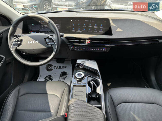 Синий Киа EV6, объемом двигателя 0 л и пробегом 95 тыс. км за 26500 $, фото 27 на Automoto.ua