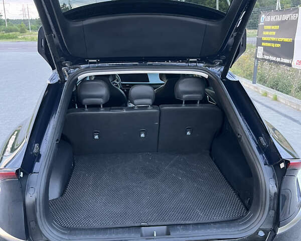 Синий Киа EV6, объемом двигателя 0 л и пробегом 26 тыс. км за 28500 $, фото 8 на Automoto.ua