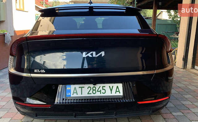 Синий Киа EV6, объемом двигателя 0 л и пробегом 36 тыс. км за 26750 $, фото 4 на Automoto.ua
