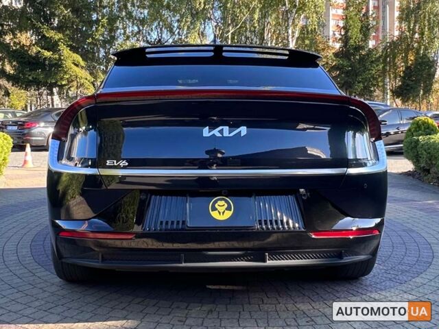 Синий Киа EV6, объемом двигателя 77 л и пробегом 63 тыс. км за 28100 $, фото 5 на Automoto.ua