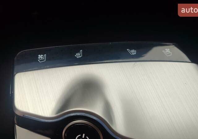 Синій Кіа EV6, об'ємом двигуна 0 л та пробігом 73 тис. км за 24200 $, фото 14 на Automoto.ua
