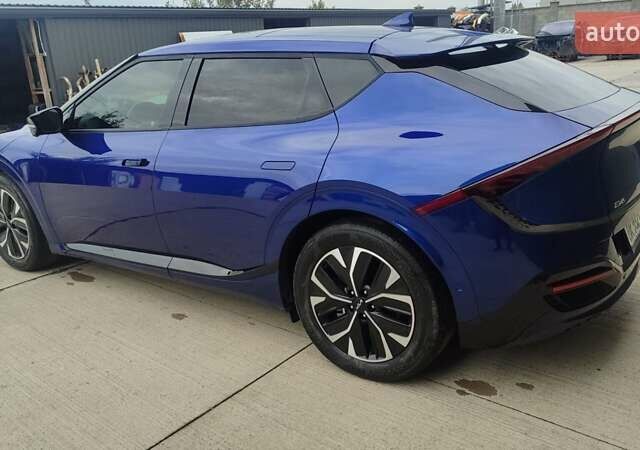 Синій Кіа EV6, об'ємом двигуна 0 л та пробігом 73 тис. км за 24200 $, фото 3 на Automoto.ua