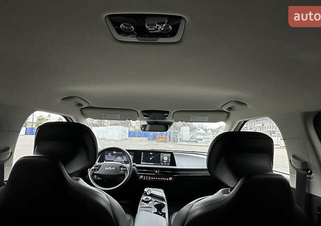 Синий Киа EV6, объемом двигателя 0 л и пробегом 29 тыс. км за 26900 $, фото 39 на Automoto.ua