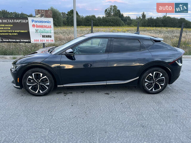 Синий Киа EV6, объемом двигателя 0 л и пробегом 26 тыс. км за 28500 $, фото 1 на Automoto.ua
