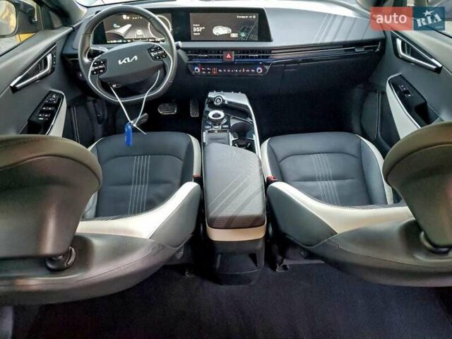 Синий Киа EV6, объемом двигателя 0 л и пробегом 57 тыс. км за 8600 $, фото 7 на Automoto.ua