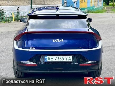 Синій Кіа EV6, об'ємом двигуна 0 л та пробігом 69 тис. км за 26500 $, фото 3 на Automoto.ua