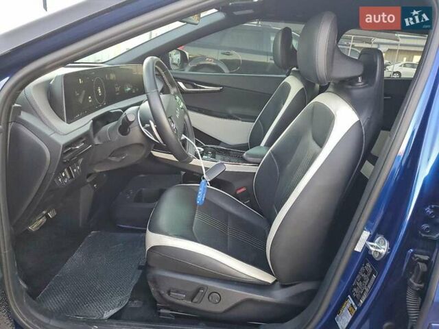 Синий Киа EV6, объемом двигателя 0 л и пробегом 57 тыс. км за 8600 $, фото 6 на Automoto.ua