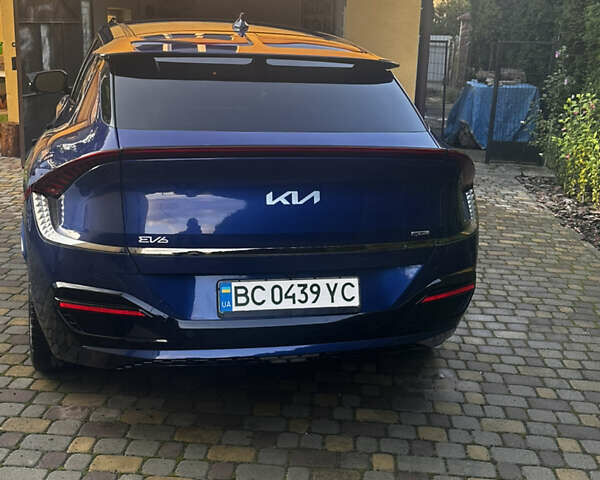 Синий Киа EV6, объемом двигателя 0 л и пробегом 25 тыс. км за 27100 $, фото 1 на Automoto.ua