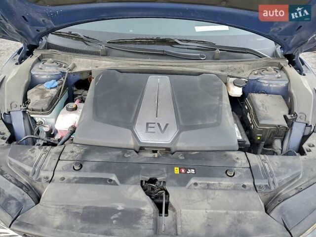 Синий Киа EV6, объемом двигателя 0 л и пробегом 57 тыс. км за 8600 $, фото 10 на Automoto.ua