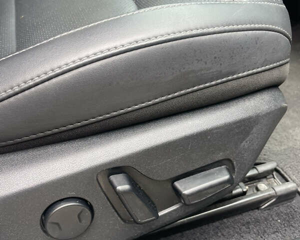 Синій Кіа EV6, об'ємом двигуна 0 л та пробігом 132 тис. км за 21900 $, фото 11 на Automoto.ua