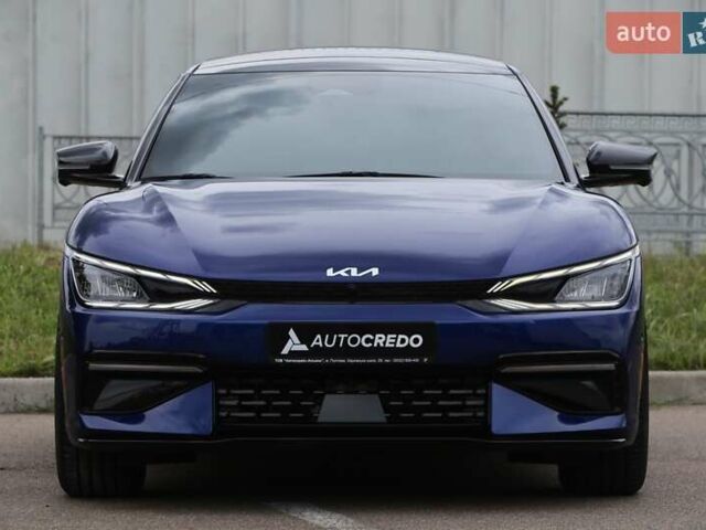 Синий Киа EV6, объемом двигателя 0 л и пробегом 44 тыс. км за 27600 $, фото 1 на Automoto.ua