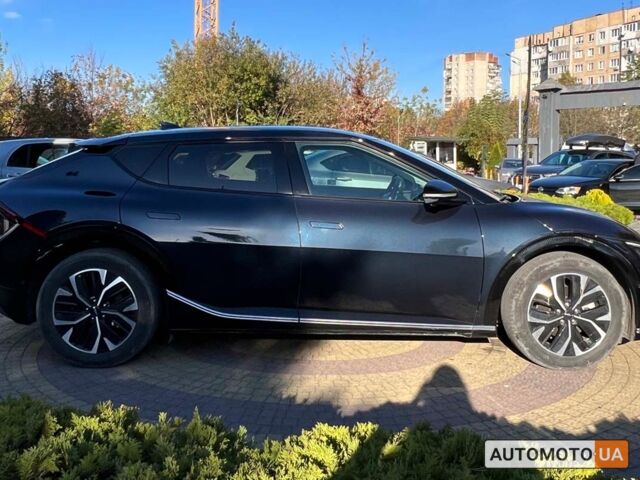 Синий Киа EV6, объемом двигателя 77 л и пробегом 63 тыс. км за 28100 $, фото 7 на Automoto.ua