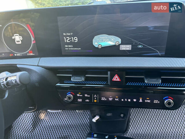 Синий Киа EV6, объемом двигателя 0 л и пробегом 24 тыс. км за 26300 $, фото 14 на Automoto.ua
