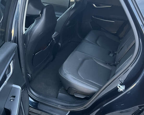 Синий Киа EV6, объемом двигателя 0 л и пробегом 26 тыс. км за 28500 $, фото 6 на Automoto.ua