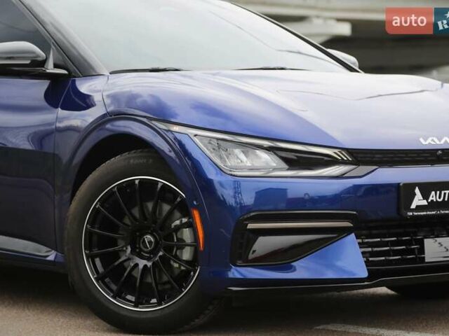 Синий Киа EV6, объемом двигателя 0 л и пробегом 44 тыс. км за 27600 $, фото 3 на Automoto.ua