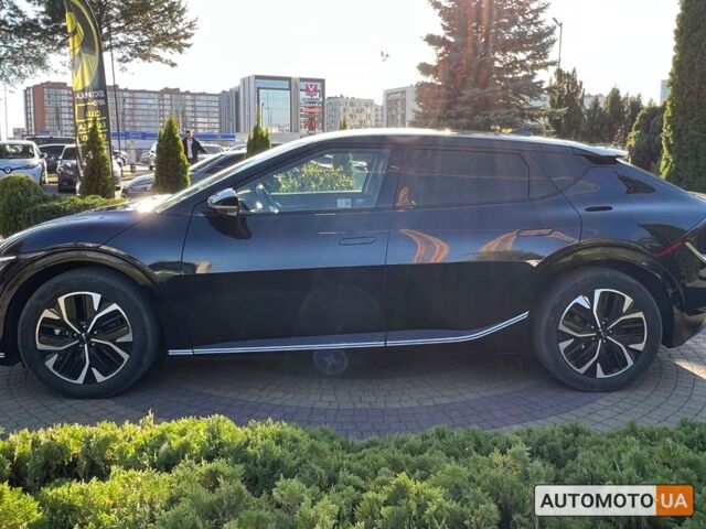 Синий Киа EV6, объемом двигателя 77 л и пробегом 63 тыс. км за 28100 $, фото 3 на Automoto.ua
