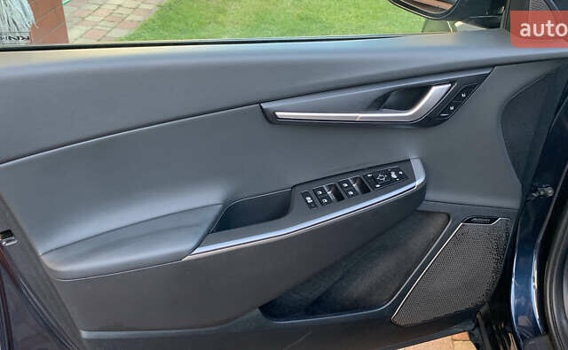 Синий Киа EV6, объемом двигателя 0 л и пробегом 36 тыс. км за 26750 $, фото 7 на Automoto.ua