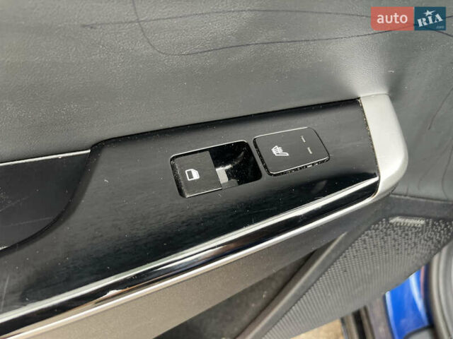 Синій Кіа EV6, об'ємом двигуна 0 л та пробігом 217 тис. км за 20550 $, фото 12 на Automoto.ua