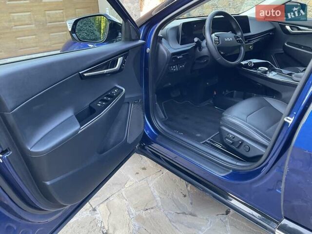 Синий Киа EV6, объемом двигателя 0 л и пробегом 87 тыс. км за 21499 $, фото 12 на Automoto.ua