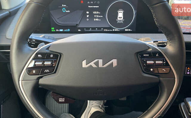 Синий Киа EV6, объемом двигателя 0 л и пробегом 36 тыс. км за 26750 $, фото 25 на Automoto.ua