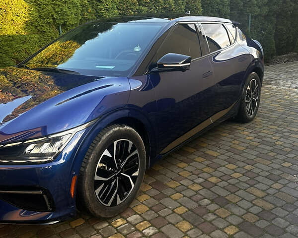 Синий Киа EV6, объемом двигателя 0 л и пробегом 25 тыс. км за 27100 $, фото 2 на Automoto.ua