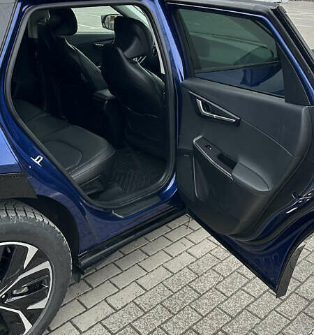 Синий Киа EV6, объемом двигателя 0 л и пробегом 29 тыс. км за 26900 $, фото 23 на Automoto.ua
