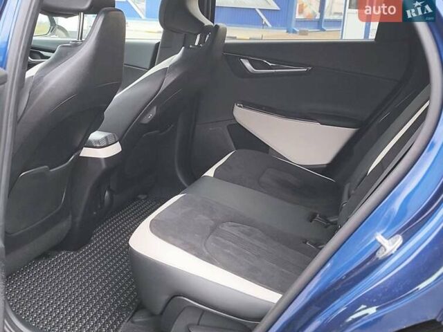 Синий Киа EV6, объемом двигателя 0 л и пробегом 11 тыс. км за 25999 $, фото 13 на Automoto.ua