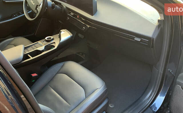 Синий Киа EV6, объемом двигателя 0 л и пробегом 36 тыс. км за 26750 $, фото 11 на Automoto.ua