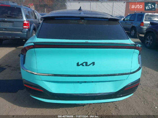 Синий Киа EV6, объемом двигателя 0 л и пробегом 46 тыс. км за 11000 $, фото 2 на Automoto.ua