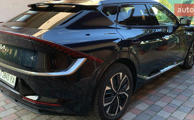 Синий Киа EV6, объемом двигателя 0 л и пробегом 36 тыс. км за 26750 $, фото 3 на Automoto.ua