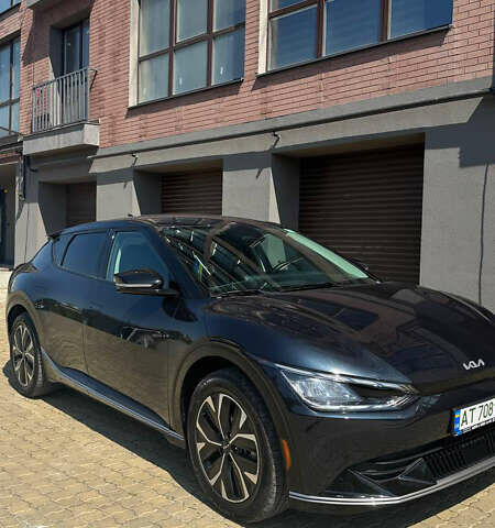 Синій Кіа EV6, об'ємом двигуна 0 л та пробігом 132 тис. км за 21900 $, фото 1 на Automoto.ua