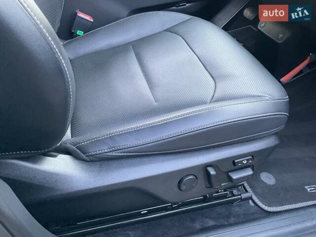 Синий Киа EV6, объемом двигателя 0 л и пробегом 87 тыс. км за 21499 $, фото 24 на Automoto.ua