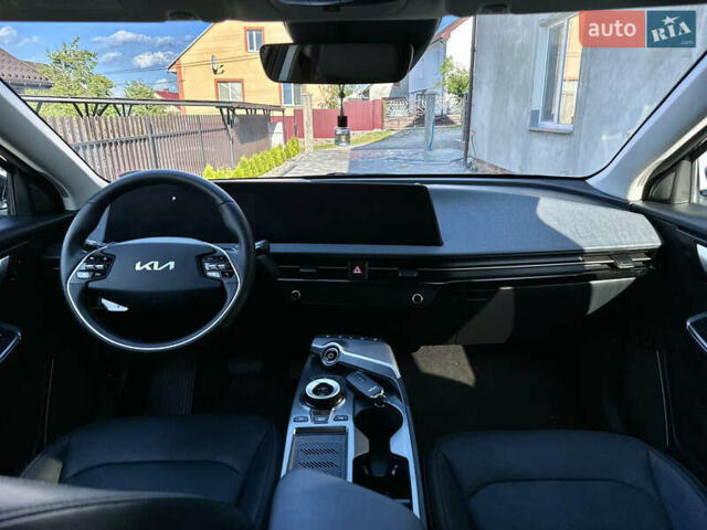 Синий Киа EV6, объемом двигателя 0 л и пробегом 70 тыс. км за 26000 $, фото 6 на Automoto.ua