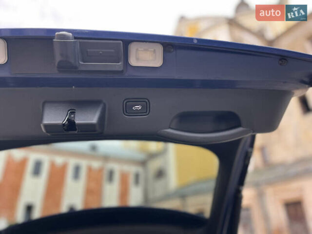 Синій Кіа EV6, об'ємом двигуна 0 л та пробігом 217 тис. км за 20550 $, фото 14 на Automoto.ua