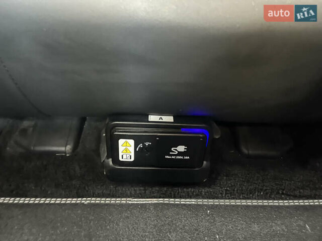 Синій Кіа EV6, об'ємом двигуна 0 л та пробігом 217 тис. км за 20550 $, фото 21 на Automoto.ua
