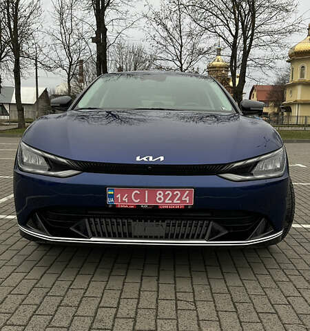 Синий Киа EV6, объемом двигателя 0 л и пробегом 29 тыс. км за 26900 $, фото 12 на Automoto.ua