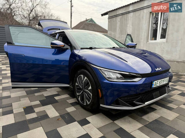 Синій Кіа EV6, об'ємом двигуна 0 л та пробігом 55 тис. км за 24900 $, фото 7 на Automoto.ua