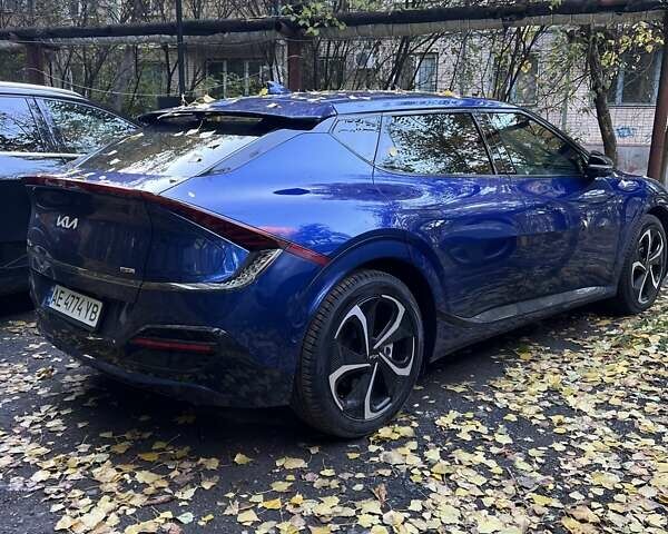 Синий Киа EV6, объемом двигателя 0 л и пробегом 38 тыс. км за 30100 $, фото 4 на Automoto.ua