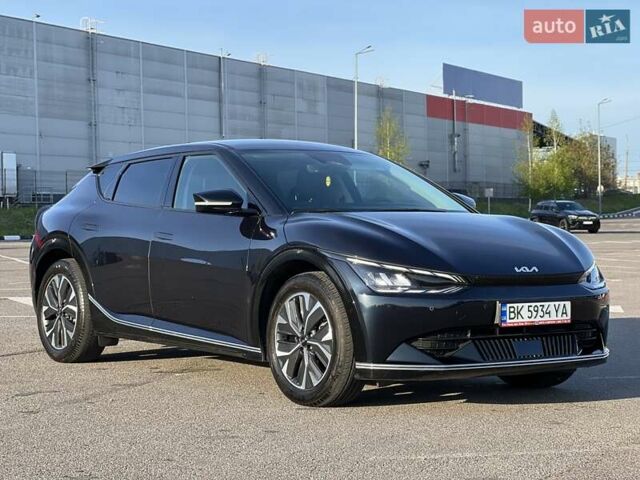 Синий Киа EV6, объемом двигателя 0 л и пробегом 40 тыс. км за 28450 $, фото 5 на Automoto.ua