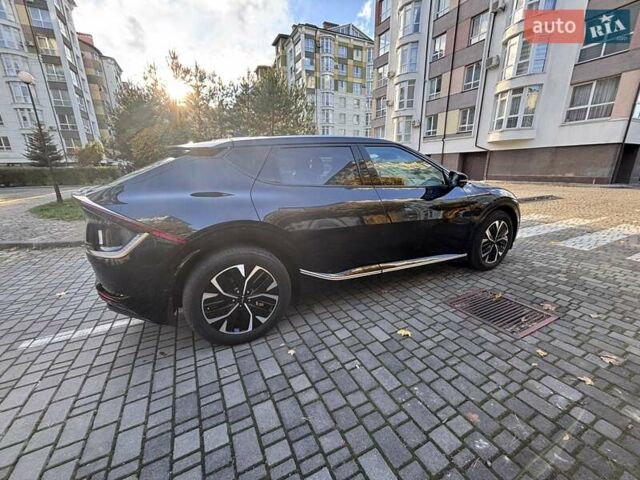 Кіа EV6 2023 у Івано-Франківську на Automoto.ua Синій Кіа EV6, об'ємом двигуна 0 л та пробігом 37 тис. км за 26300 $, фото 9 на Automoto.ua