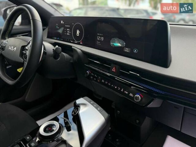 Синий Киа EV6, объемом двигателя 0 л и пробегом 1 тыс. км за 33500 $, фото 27 на Automoto.ua