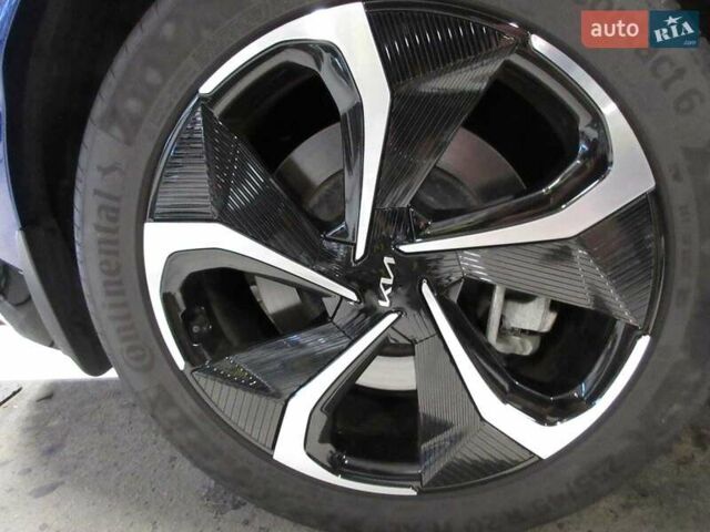 Синий Киа EV6, объемом двигателя 0 л и пробегом 30 тыс. км за 25900 $, фото 6 на Automoto.ua