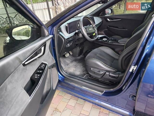 Синий Киа EV6, объемом двигателя 0 л и пробегом 21 тыс. км за 30900 $, фото 8 на Automoto.ua